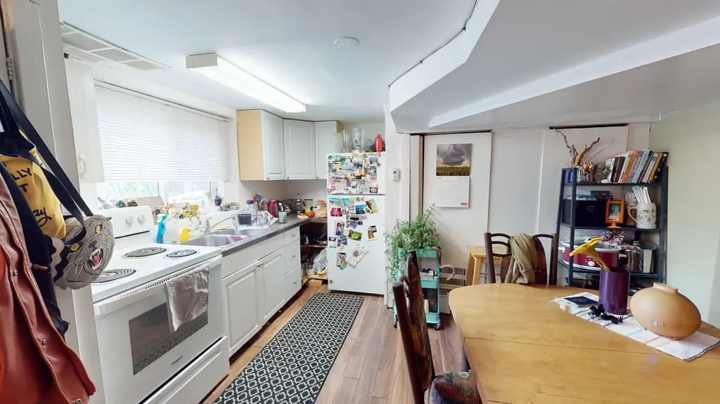 1625 23 Avenue SW Calgary AB T2T 0V1