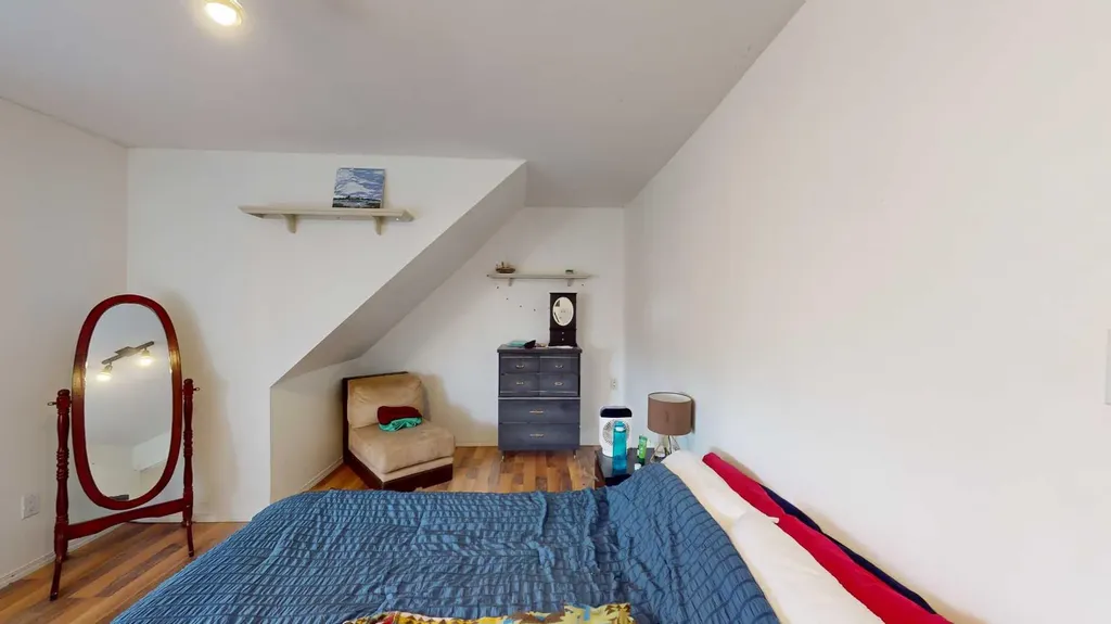 1625 23 Avenue SW Calgary AB T2T 0V1