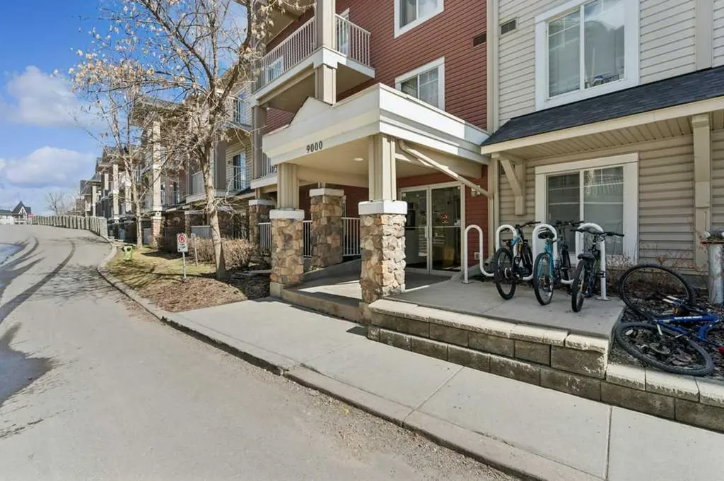 70 Panamount Drive NW Calgary AB T3K 6G8