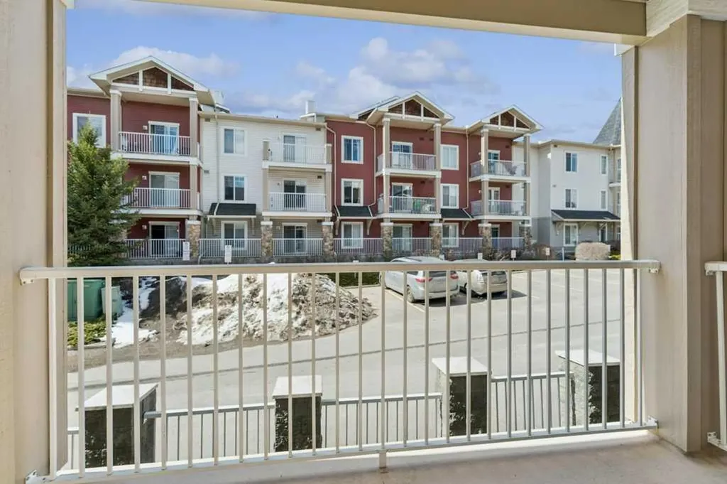 70 Panamount Drive NW Calgary AB T3K 6G8