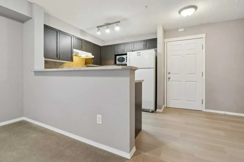70 Panamount Drive NW Calgary AB T3K 6G8