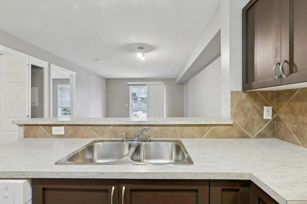 70 Panamount Drive NW Calgary AB T3K 6G8
