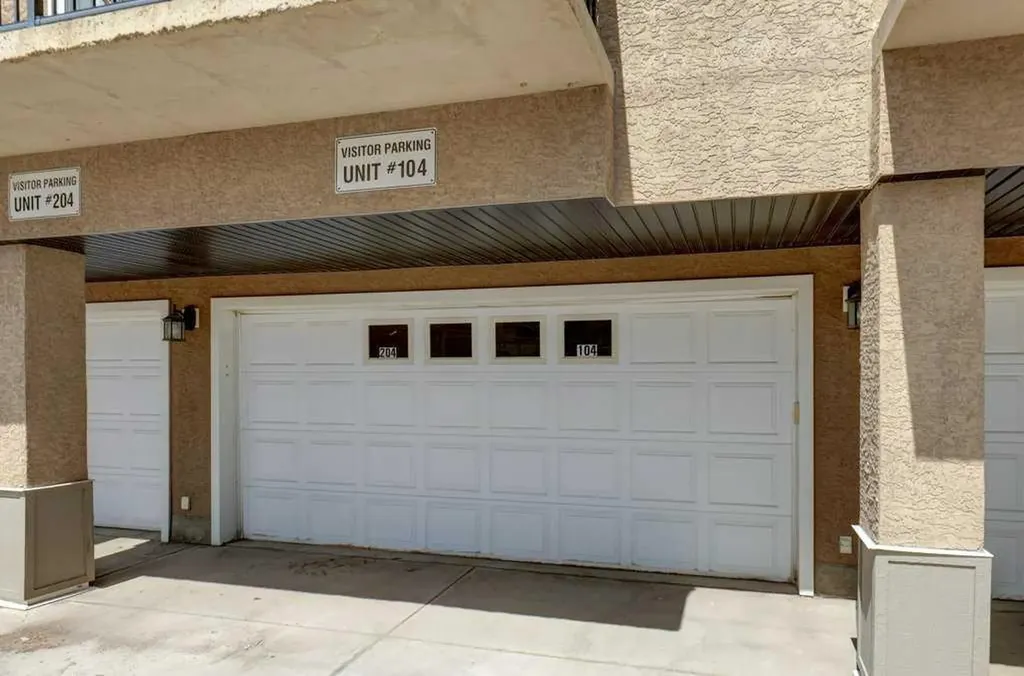 449 20 Avenue NE Calgary AB T2E 1R3
