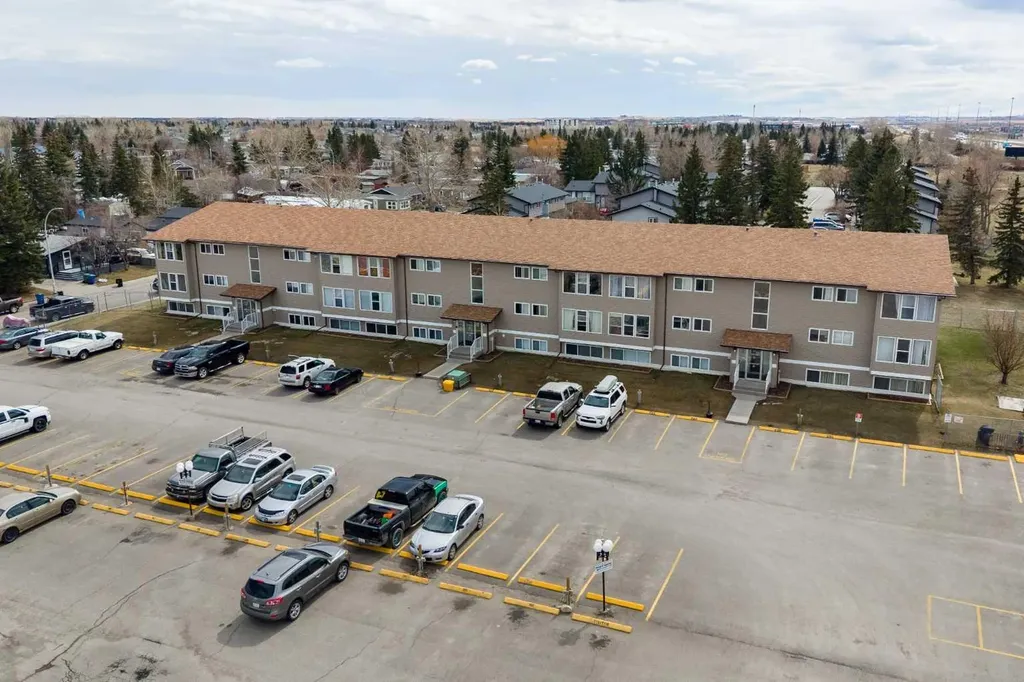 101 Big Hill Way SE Airdrie AB T4A 1Z7