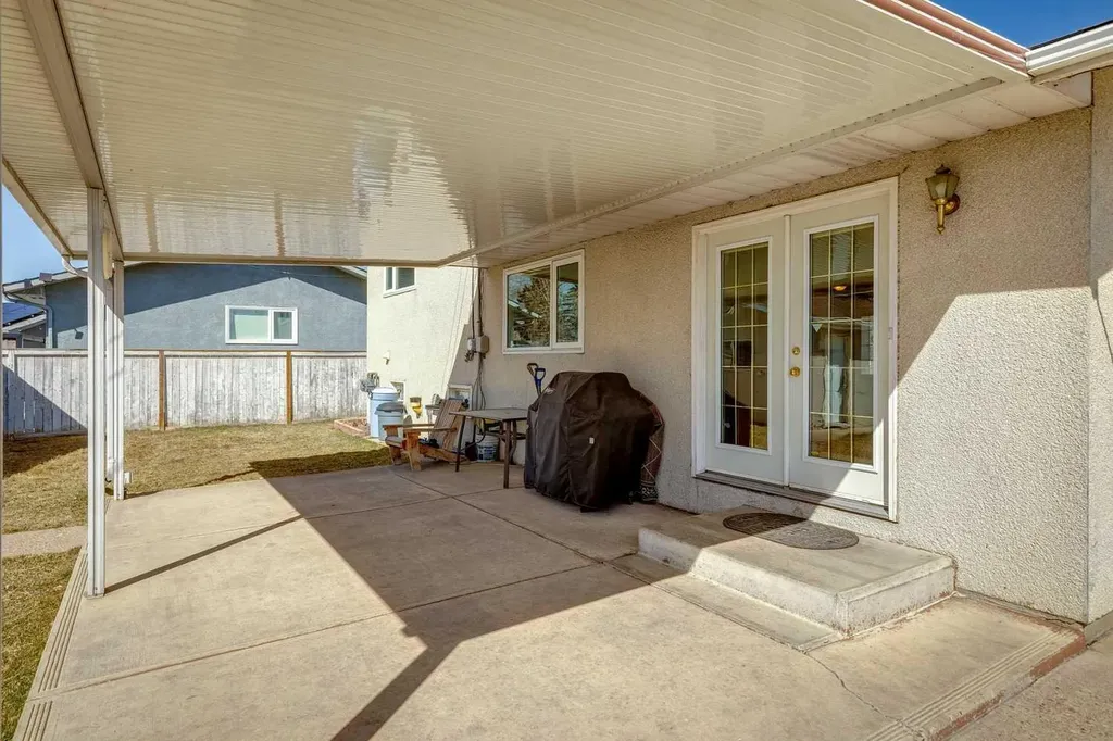 8523 Addison Place SE Calgary AB T2H 1R6