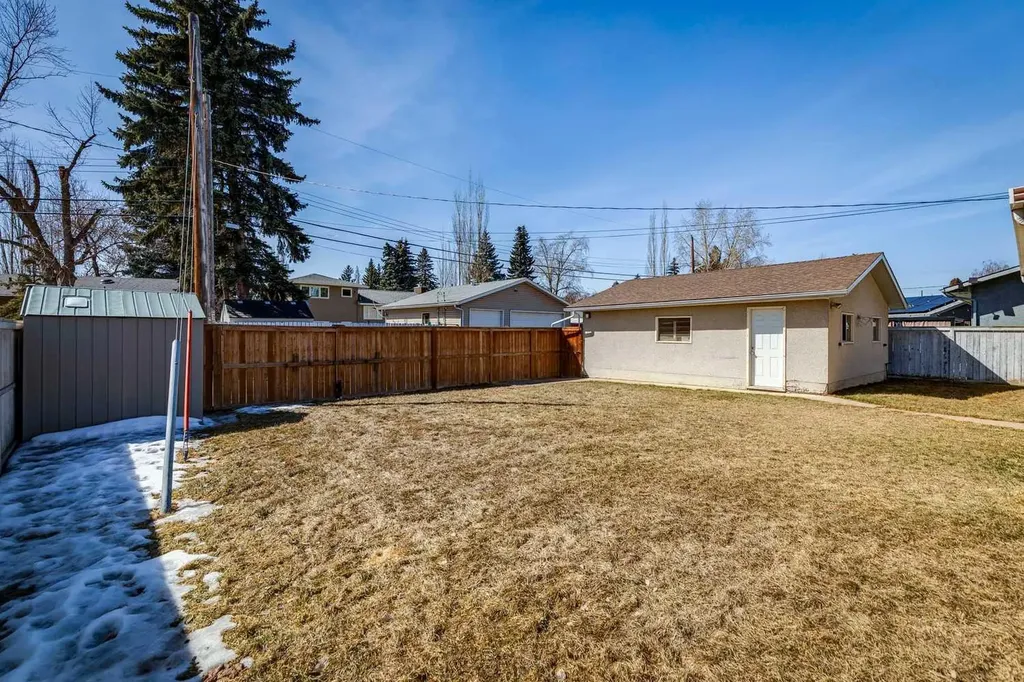 8523 Addison Place SE Calgary AB T2H 1R6