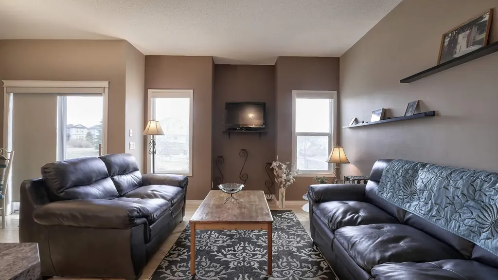 620 Luxstone Landing SW Airdrie AB T4B 0B6