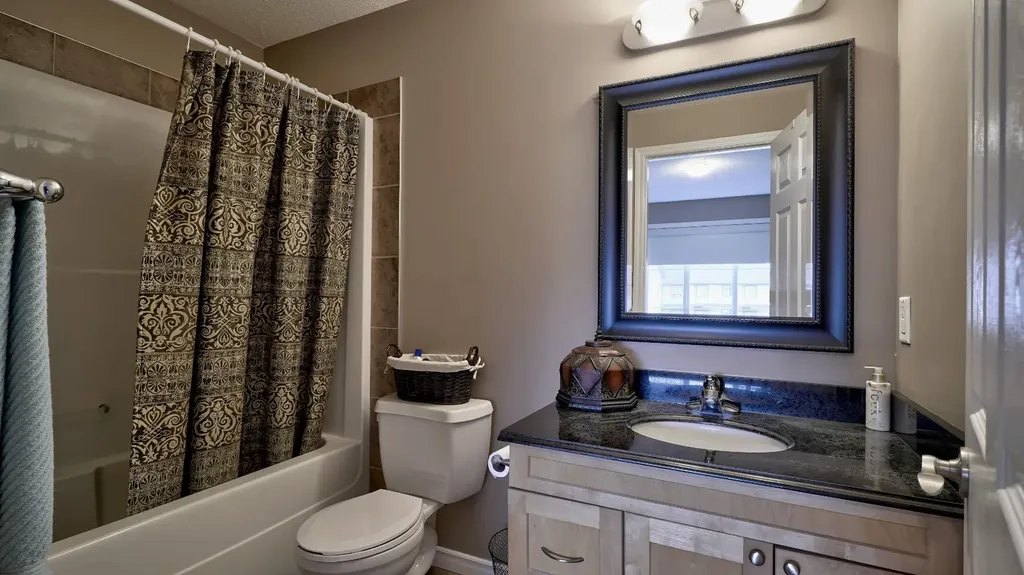 620 Luxstone Landing SW Airdrie AB T4B 0B6