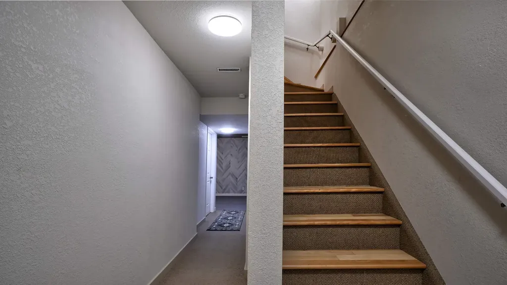 620 Luxstone Landing SW Airdrie AB T4B 0B6