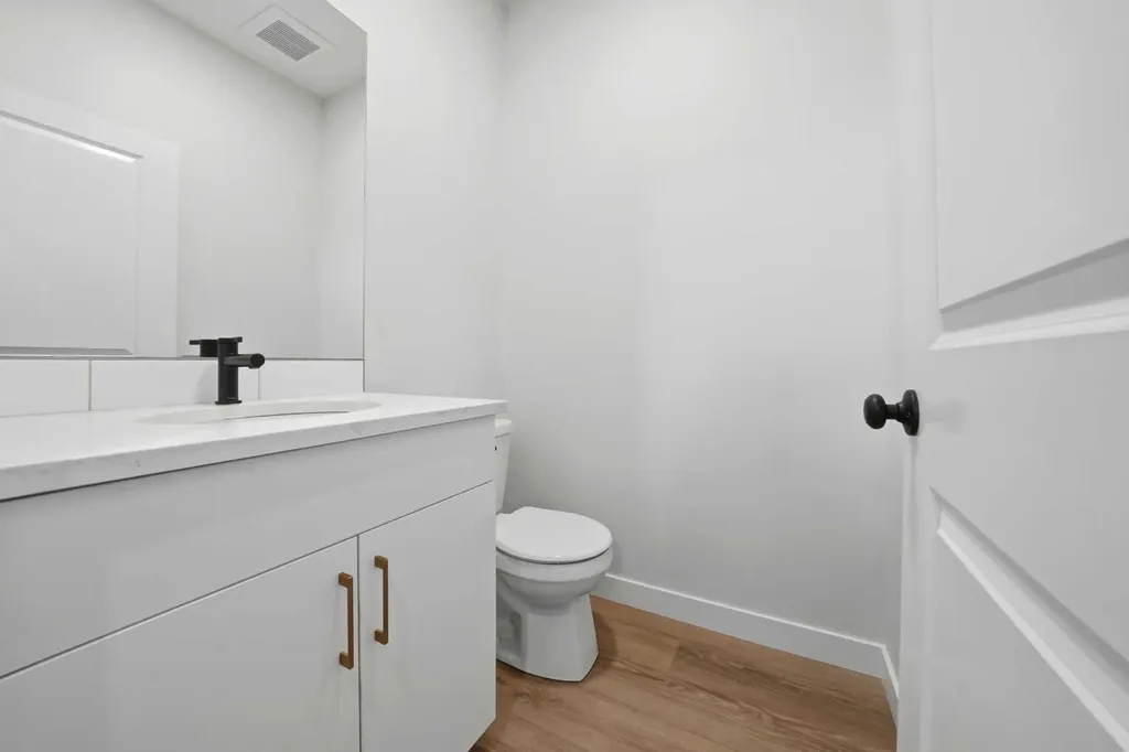 73 Pinnacle Close Blackfalds AB T4M 0M3