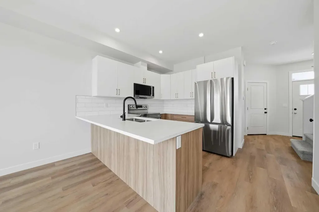 73 Pinnacle Close Blackfalds AB T4M 0M3