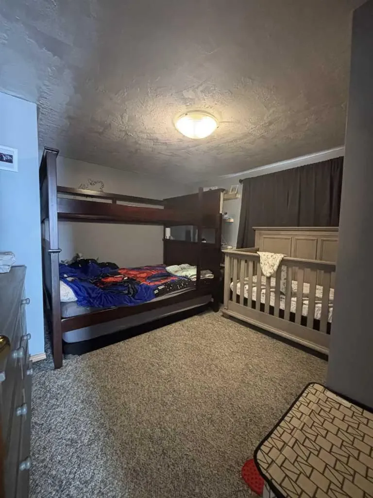 224011 680 Rural Athabasca County Athabasca AB T9S2B8
