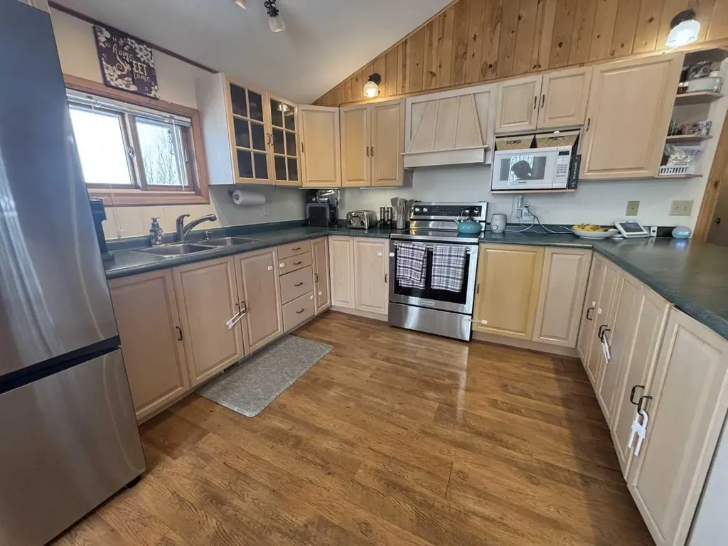 224011 680 Rural Athabasca County Athabasca AB T9S2B8