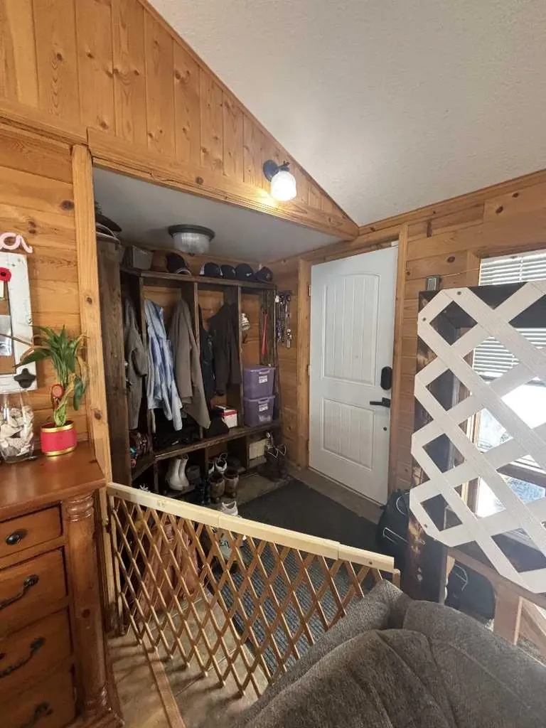 224011 680 Rural Athabasca County Athabasca AB T9S2B8