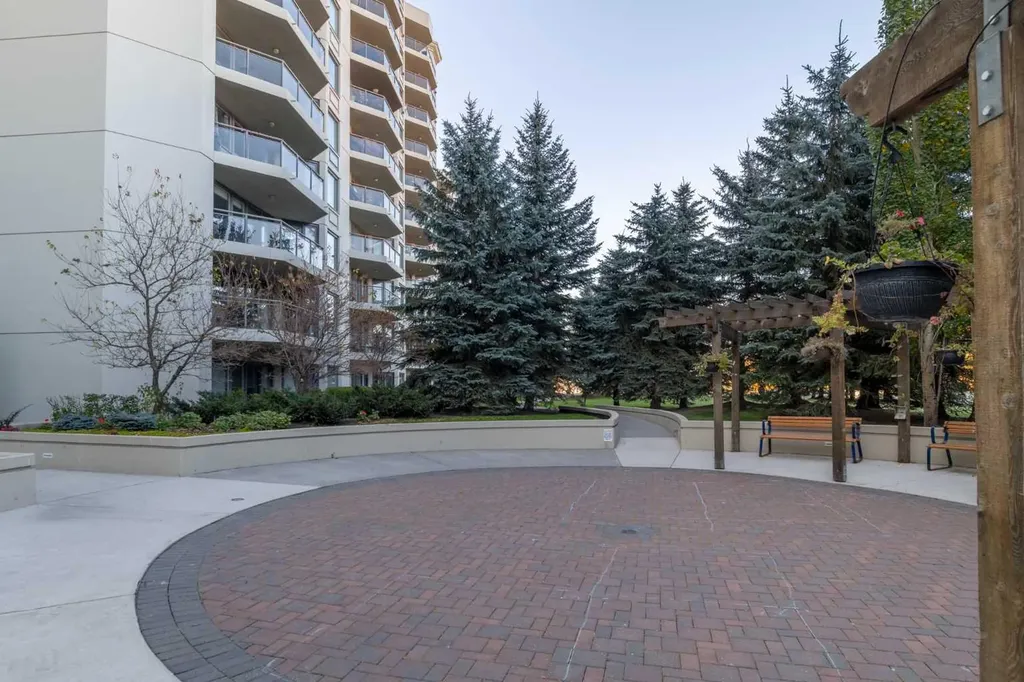 1108 6 Avenue SW Calgary AB T2P5K1