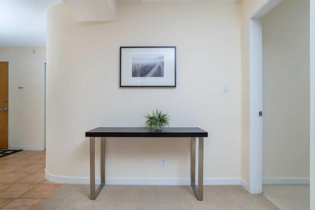 1108 6 Avenue SW Calgary AB T2P5K1