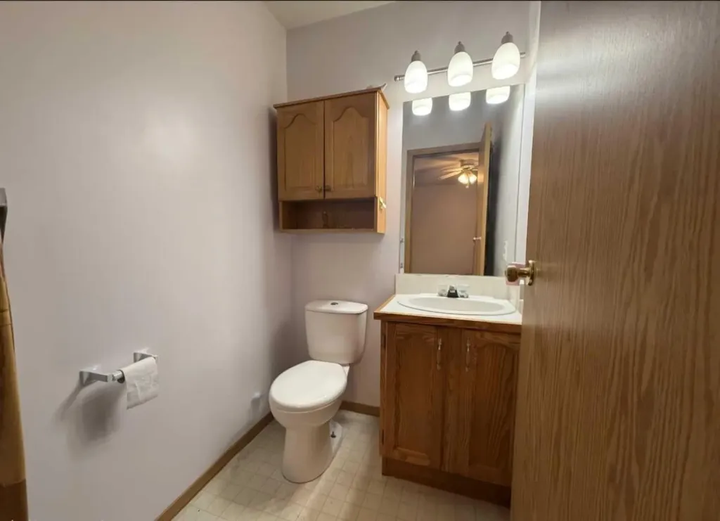 702 10 Avenue Wainwright AB T9W 1B8