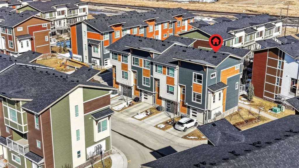 220 Harvest Grove Walk NE Calgary AB T3K 2M1
