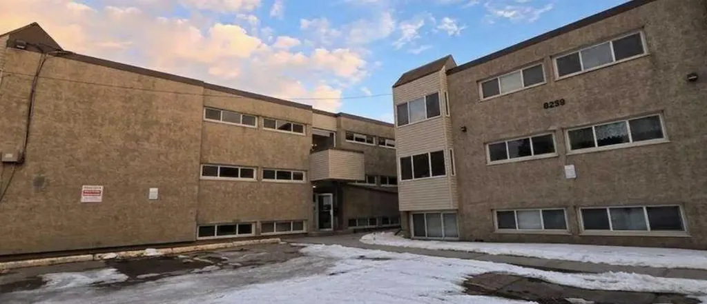 8235 Elbow Drive SW Calgary AB T2V 1K6