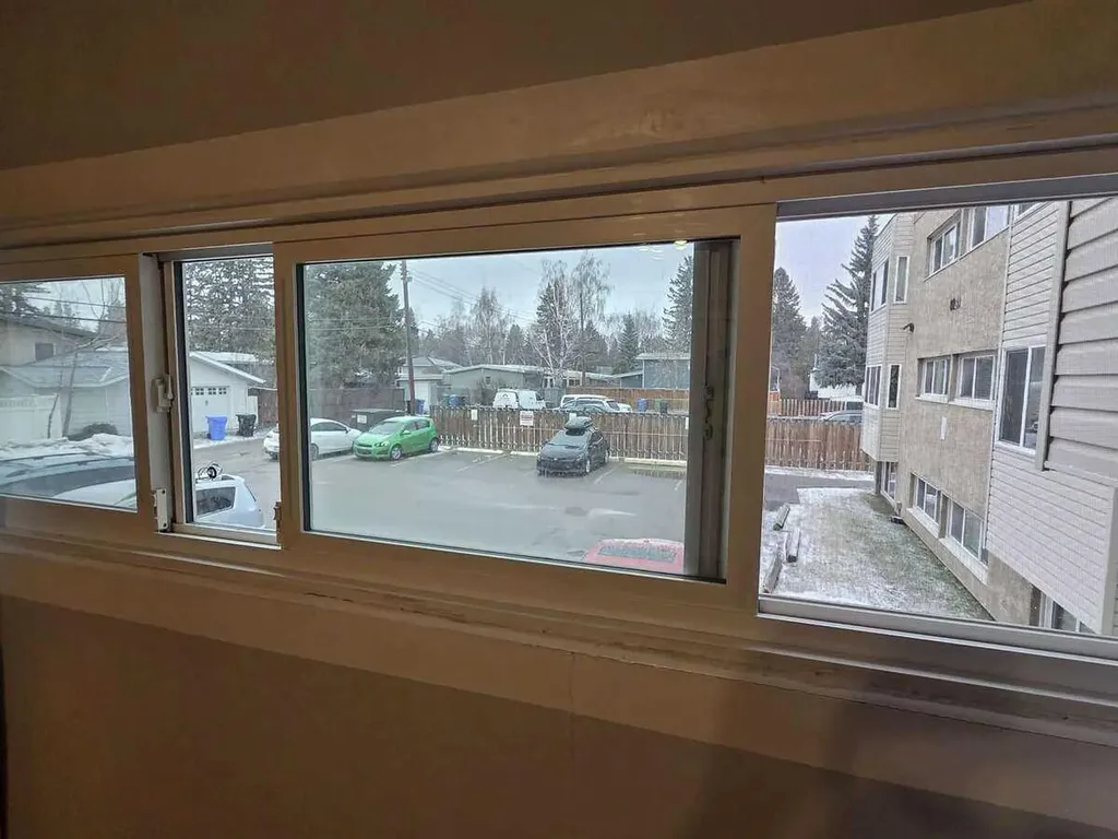 8235 Elbow Drive SW Calgary AB T2V 1K6