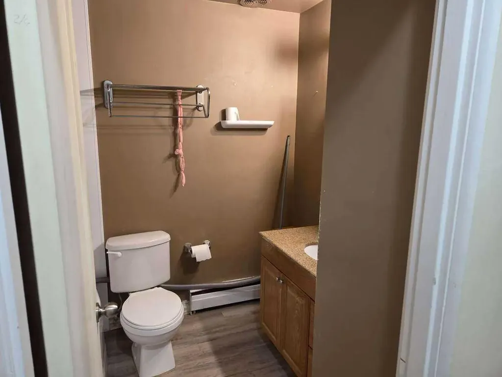 8235 Elbow Drive SW Calgary AB T2V 1K6