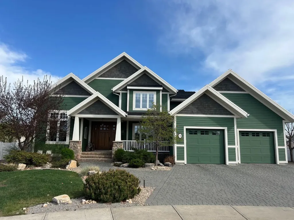 31 Ashley Close Red Deer AB T4R 2X3