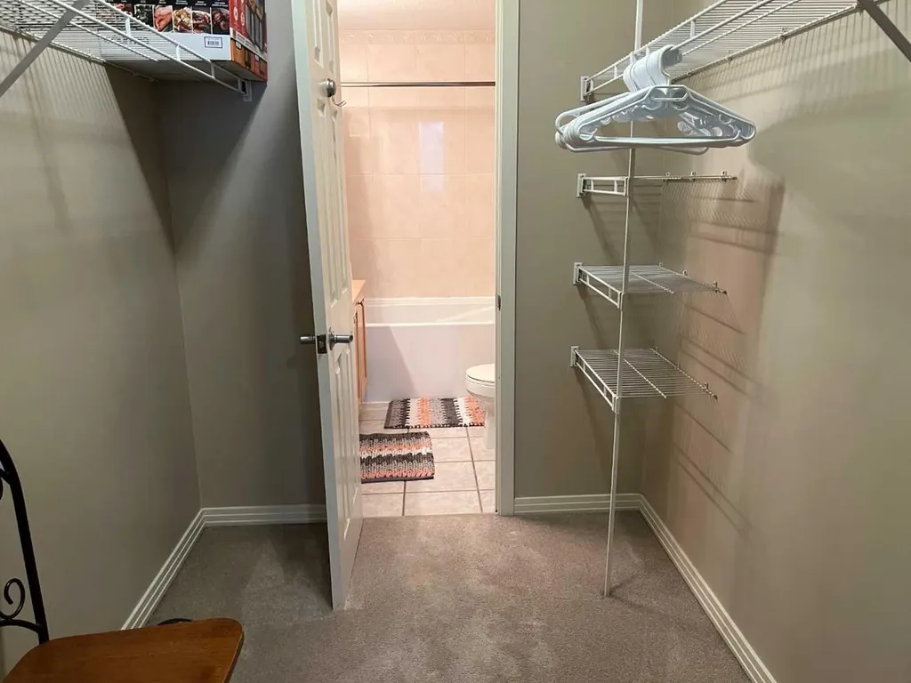 1095 Timberline Drive E Fort Mcmurray AB T9K 1Y7