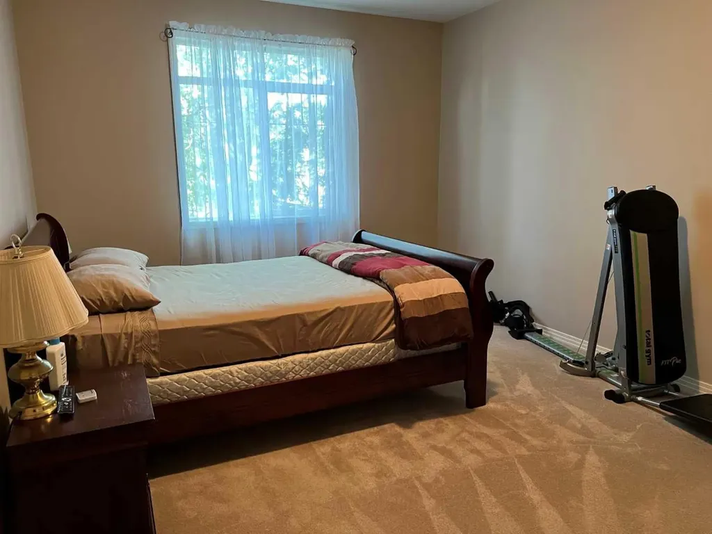 1095 Timberline Drive E Fort Mcmurray AB T9K 1Y7