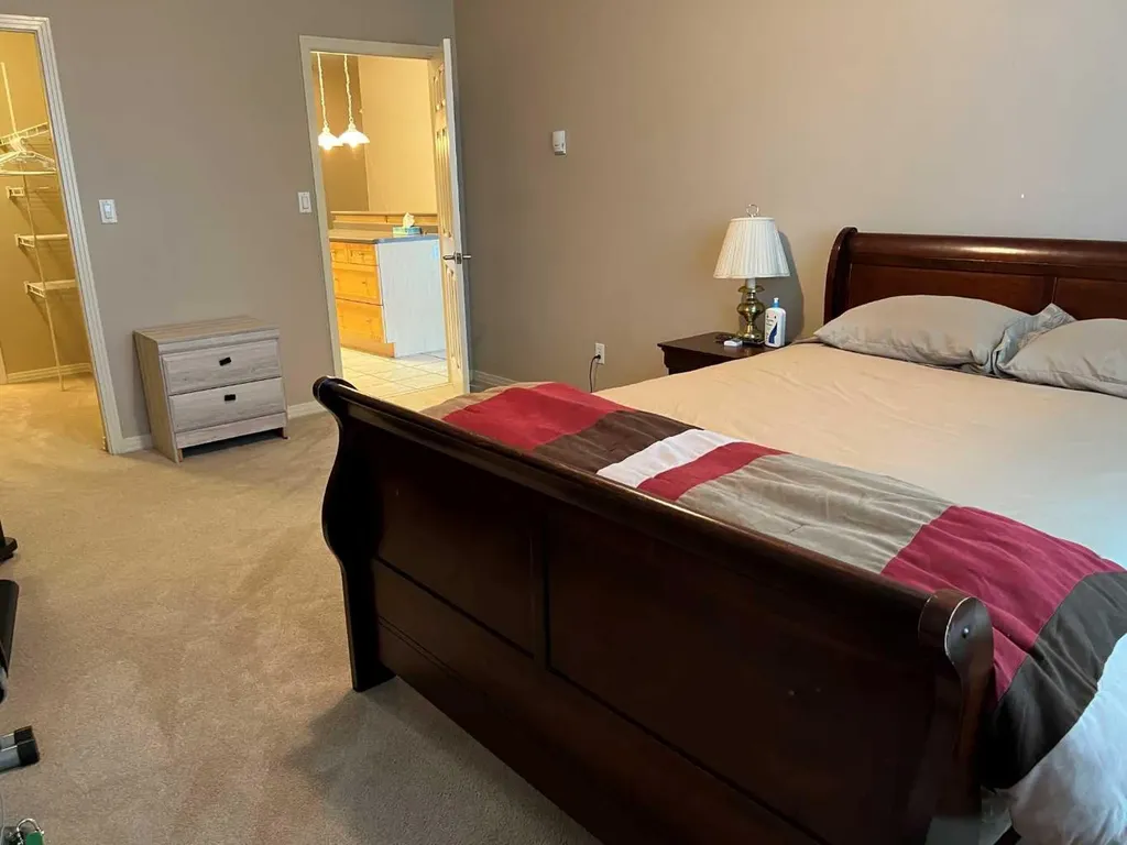 1095 Timberline Drive E Fort Mcmurray AB T9K 1Y7