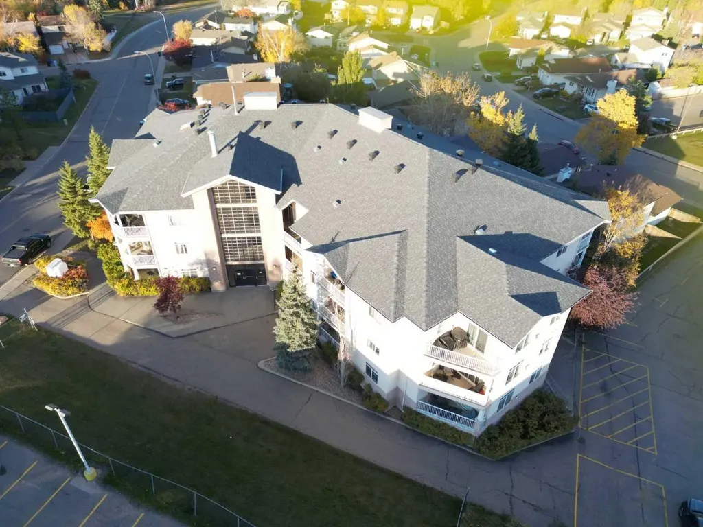 1095 Timberline Drive E Fort Mcmurray AB T9K 1Y7