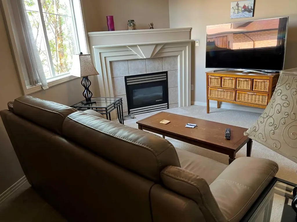 1095 Timberline Drive E Fort Mcmurray AB T9K 1Y7