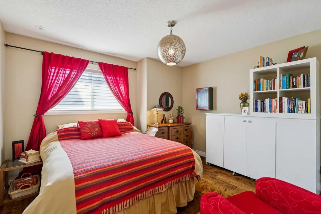 189 Crawford Drive Cochrane AB T4C 2G8