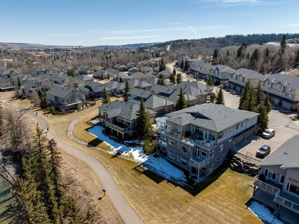 189 Crawford Drive Cochrane AB T4C 2G8