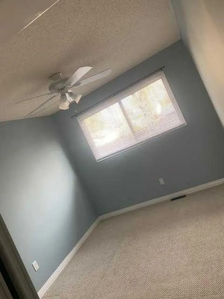 6622 18a Street SE Calgary AB T2C 0N5