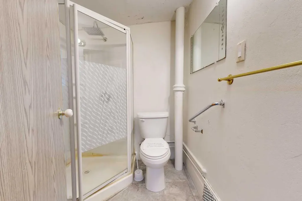 538 12c Street N Lethbridge AB T1H 2N3