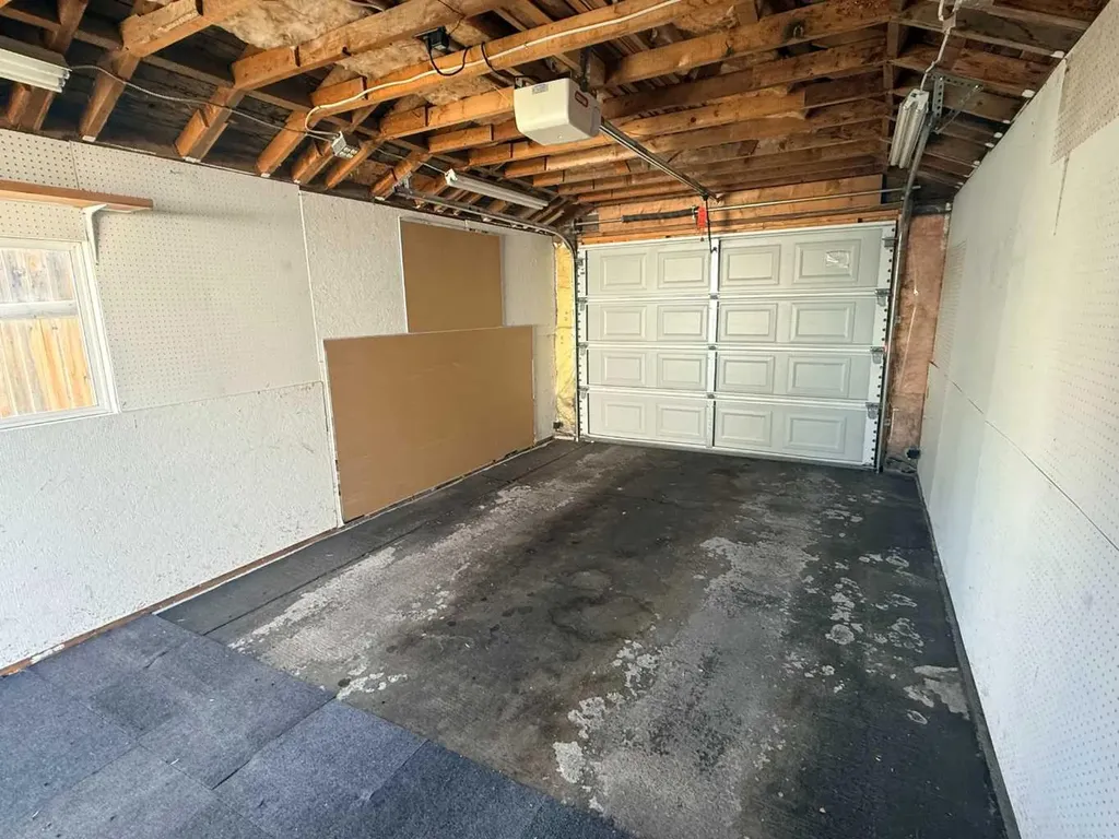 538 12c Street N Lethbridge AB T1H 2N3