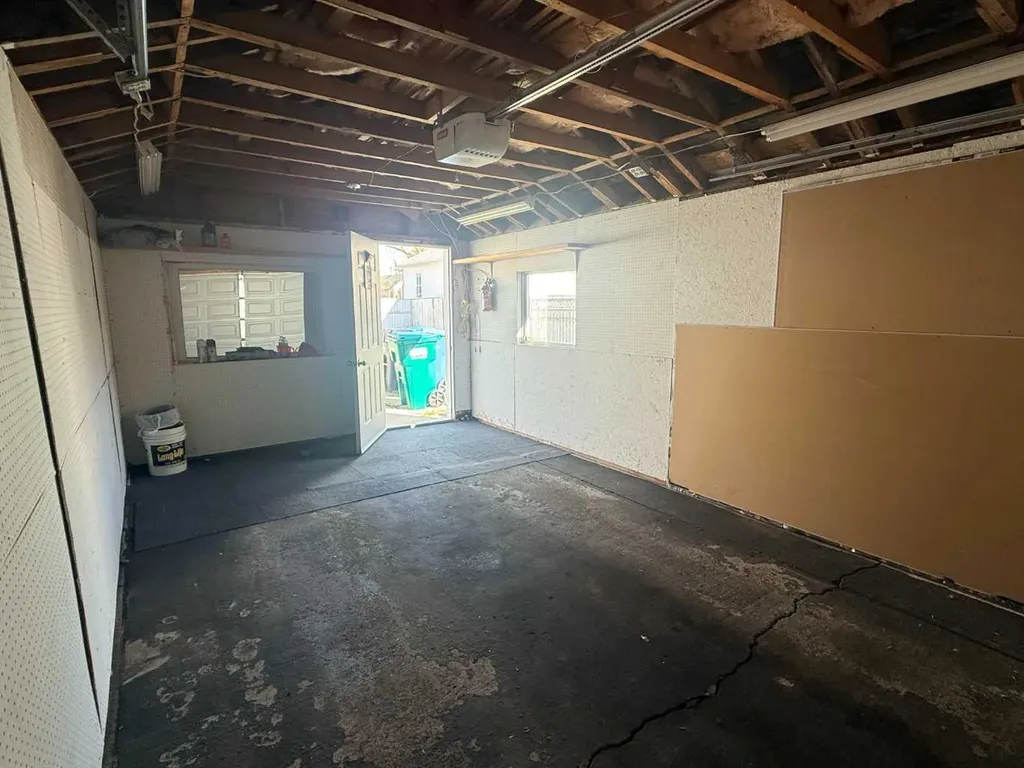 538 12c Street N Lethbridge AB T1H 2N3