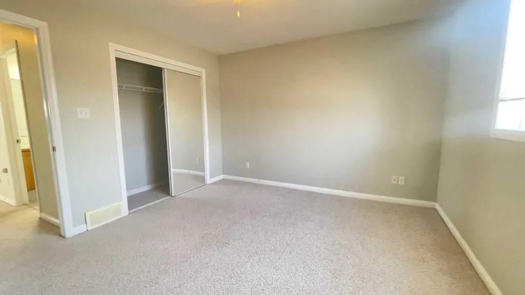 34 Blackfoot Road W Lethbridge AB T1K 7P5