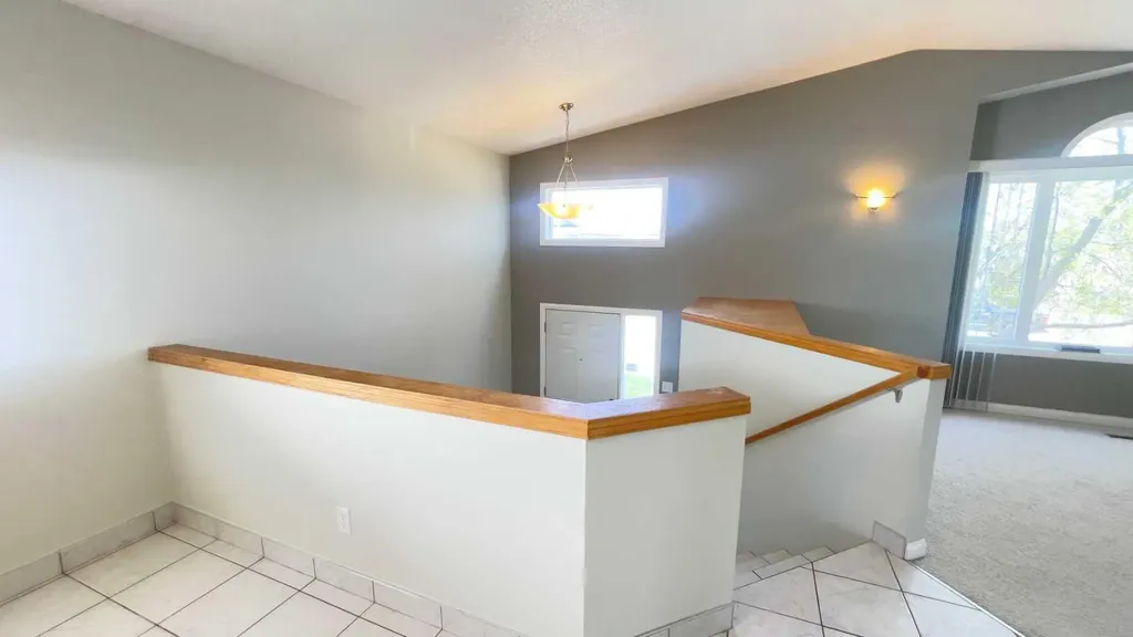34 Blackfoot Road W Lethbridge AB T1K 7P5