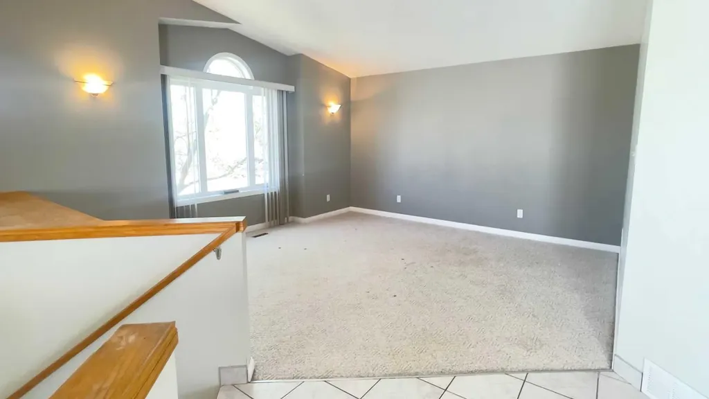 34 Blackfoot Road W Lethbridge AB T1K 7P5