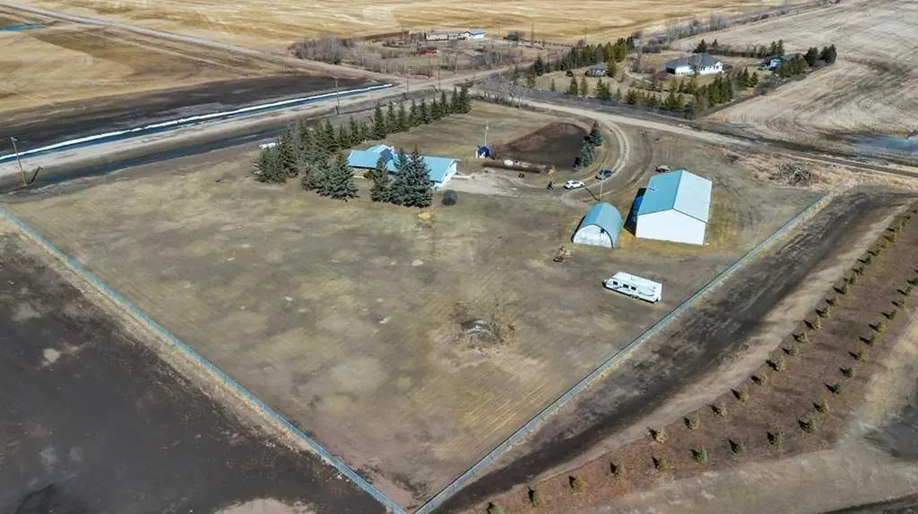261083 Township Road 222 Rural Wheatland County AB T0J 0M0