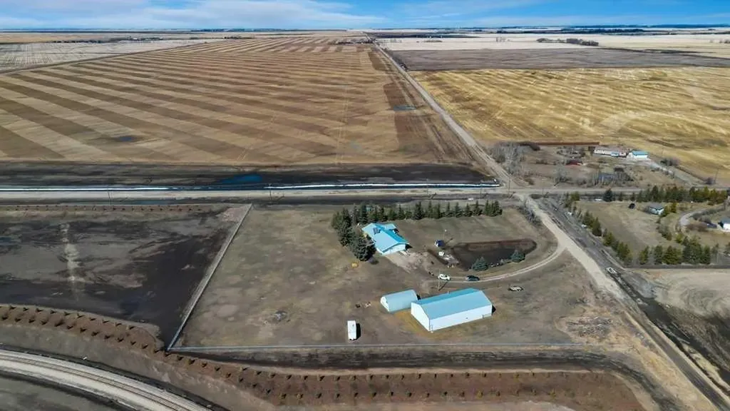261083 Township Road 222 Rural Wheatland County AB T0J 0M0