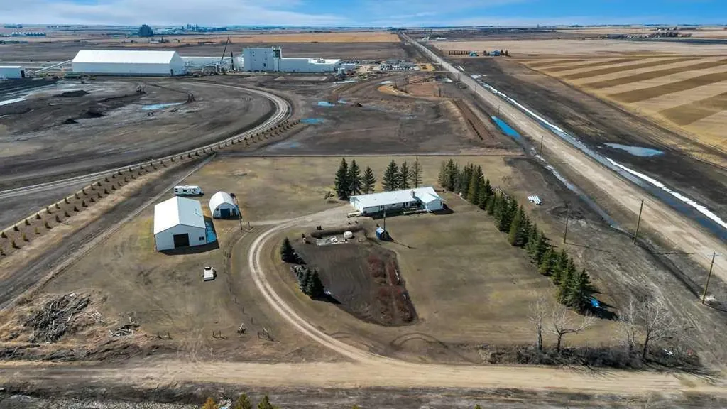 261083 Township Road 222 Rural Wheatland County AB T0J 0M0