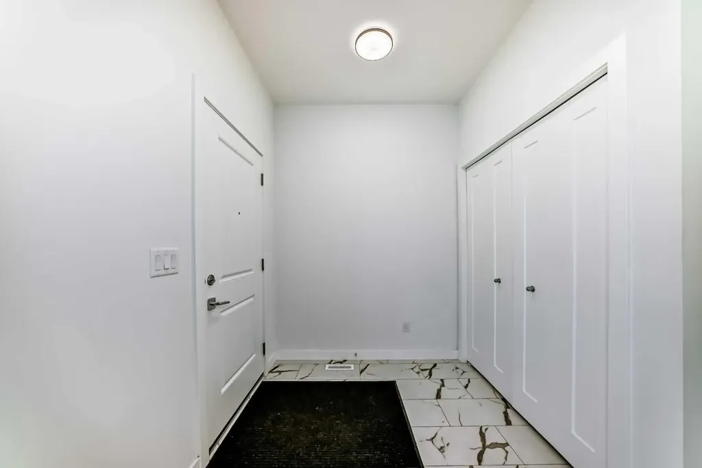 7403 202 Avenue SE Calgary AB T3S 0E8