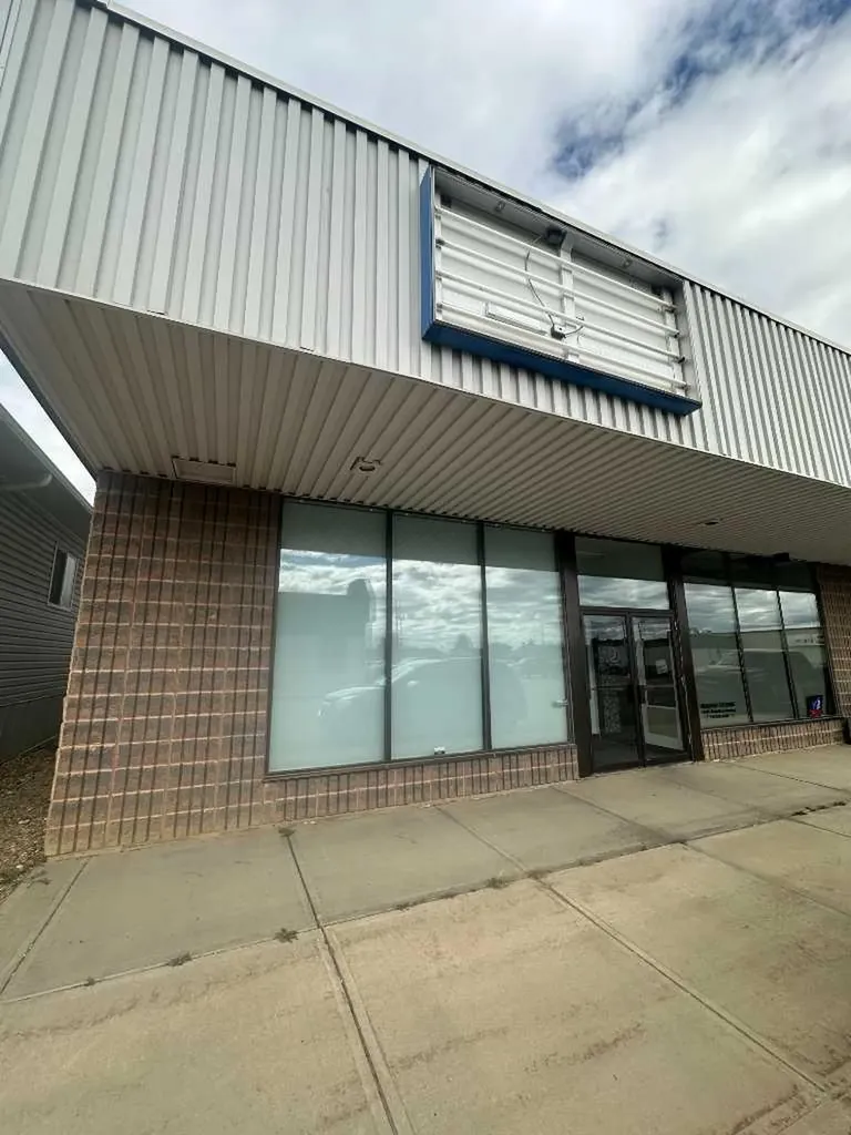 5014 54 Avenue Grimshaw AB T0H 1W0