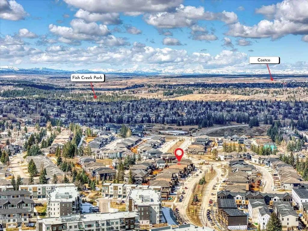 660 Shawnee Square SW Calgary AB T2Y 0X6