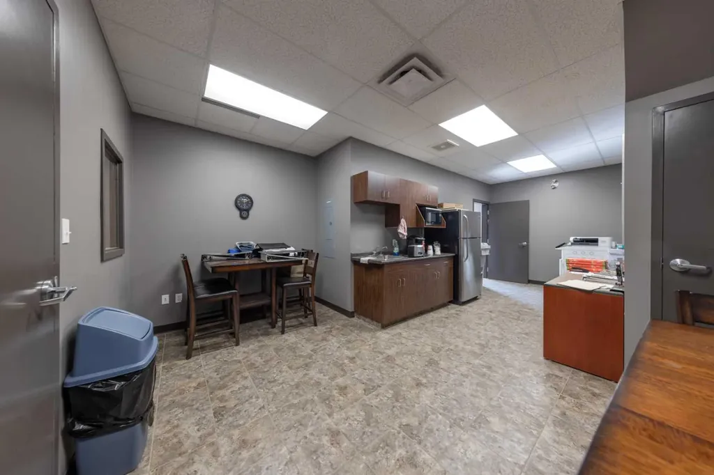 7156 56 Street Lloydminster AB T9V 3N6