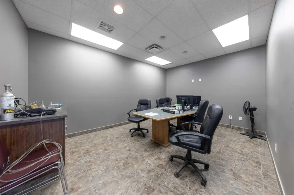 7156 56 Street Lloydminster AB T9V 3N6
