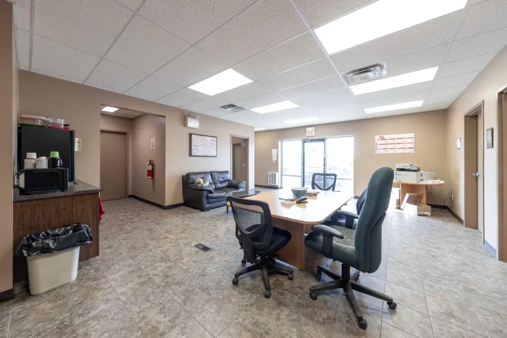 7156 56 Street Lloydminster AB T9V 3N6