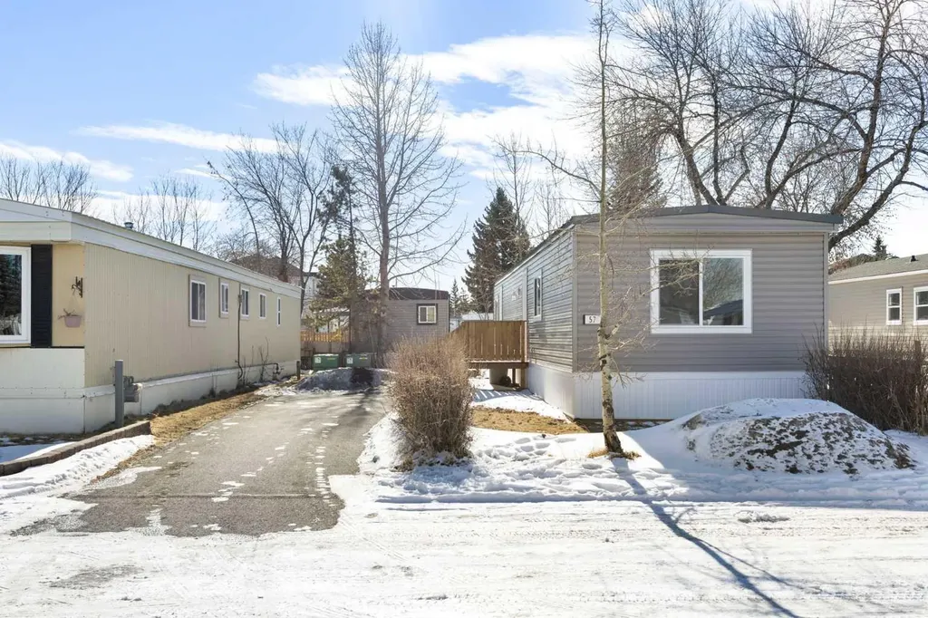 6220 17 Avenue SE Calgary AB T2A 0W6